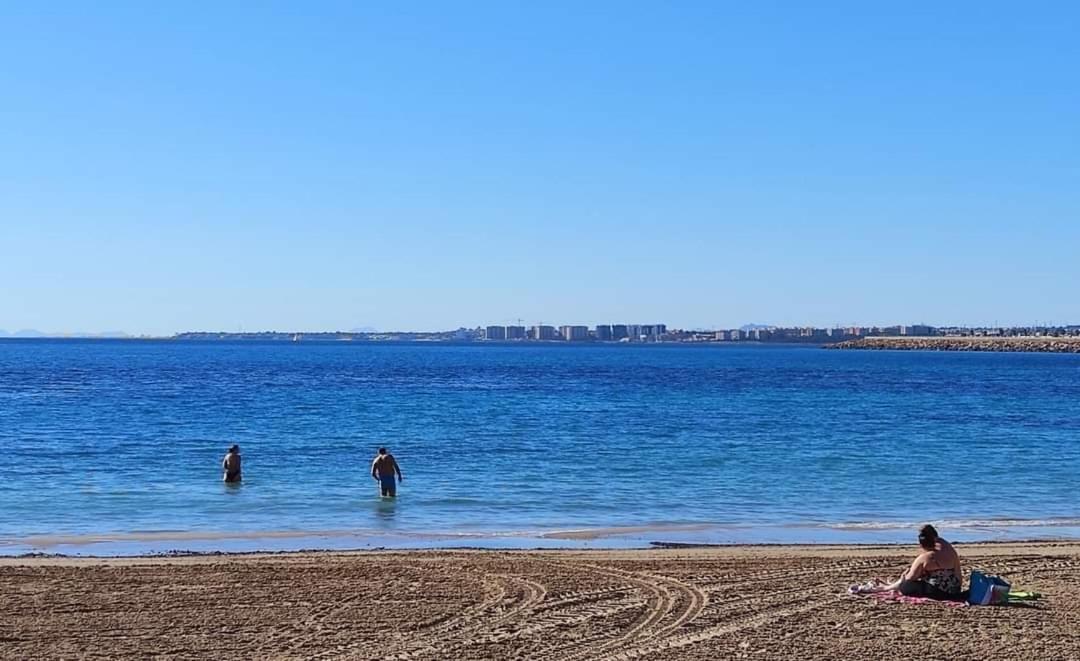 Apartamento Azzurro Torrevieja Exterior foto